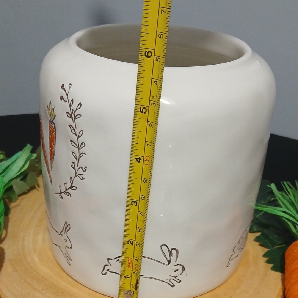 Whimsical Bunny and Carrot Ceramic Canister NWT - Picture 10 of 12